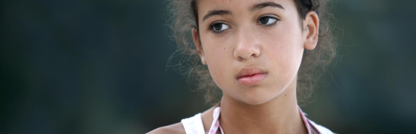 social anxiety teen girl